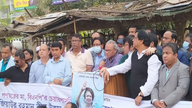 শেখ হাসিনার ক্যাবিনেট মিথ্যাবাদী-দুর্নীতিবাজ: রিজভী