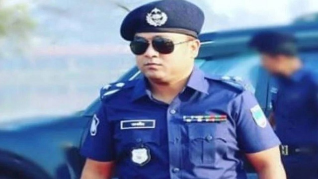 বিচারকের সাথে দুর্ব্যবহারকারী সেই এসপিকে বদলি