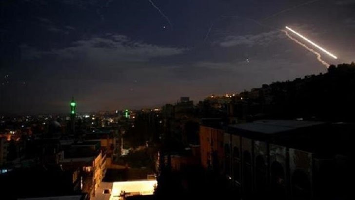 ইসরাইলি ৭ ক্ষেপণাস্ত্র ভূপাতিত করেছে সিরিয়া